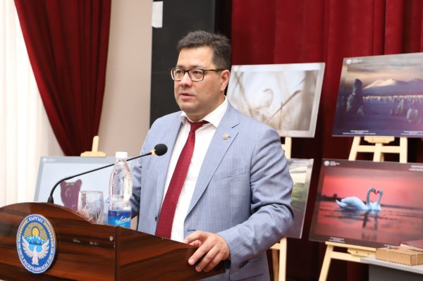 АКМУЛЛА УНИВЕРСИТЕТИНИН РЕКТОРУ САЛАВАТ САГИТОВ ОшМПУда