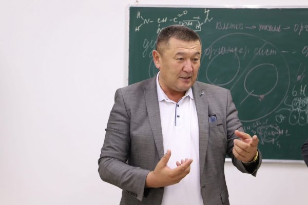 ОшМПУда СТЕЙКХОЛДЕРЛЕР, АТА-ЭНЕЛЕР ЖАНА БҮТҮРҮҮЧҮЛӨР МЕНЕН ЖОЛУГУШУУ УЮШТУРУЛДУ