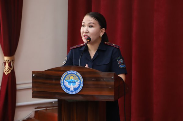 ОшМПУда студент кыздар үчүн укуктук түшүндүрүү иш-чаралары өткөрүлдү