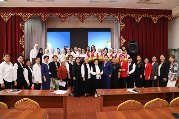 ОшМПУда тарбиячылар күнү белгиленд